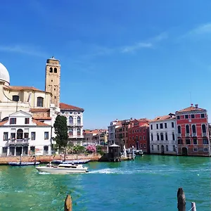Zen Grand Canal Venise